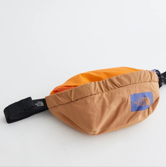 The North Face Handbags - The North Face mountain lumbar pack belt bag, NWT